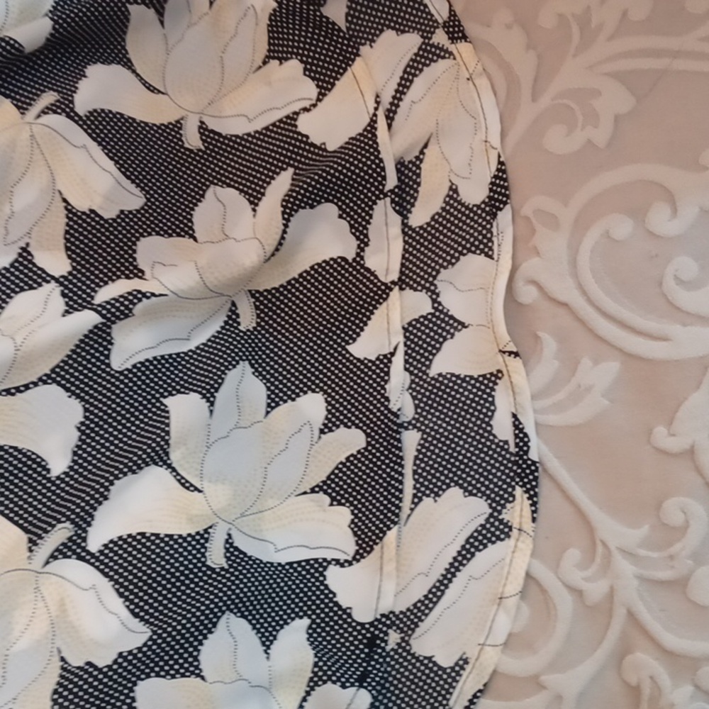 Cato Floral V-Neck Hi-low Blouse - Picture 6 of 9